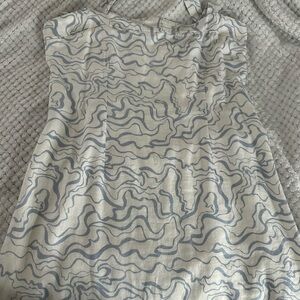 Abercrombie & Fitch White and Blue Top